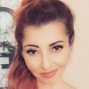 Meet your Posher, Tiffany